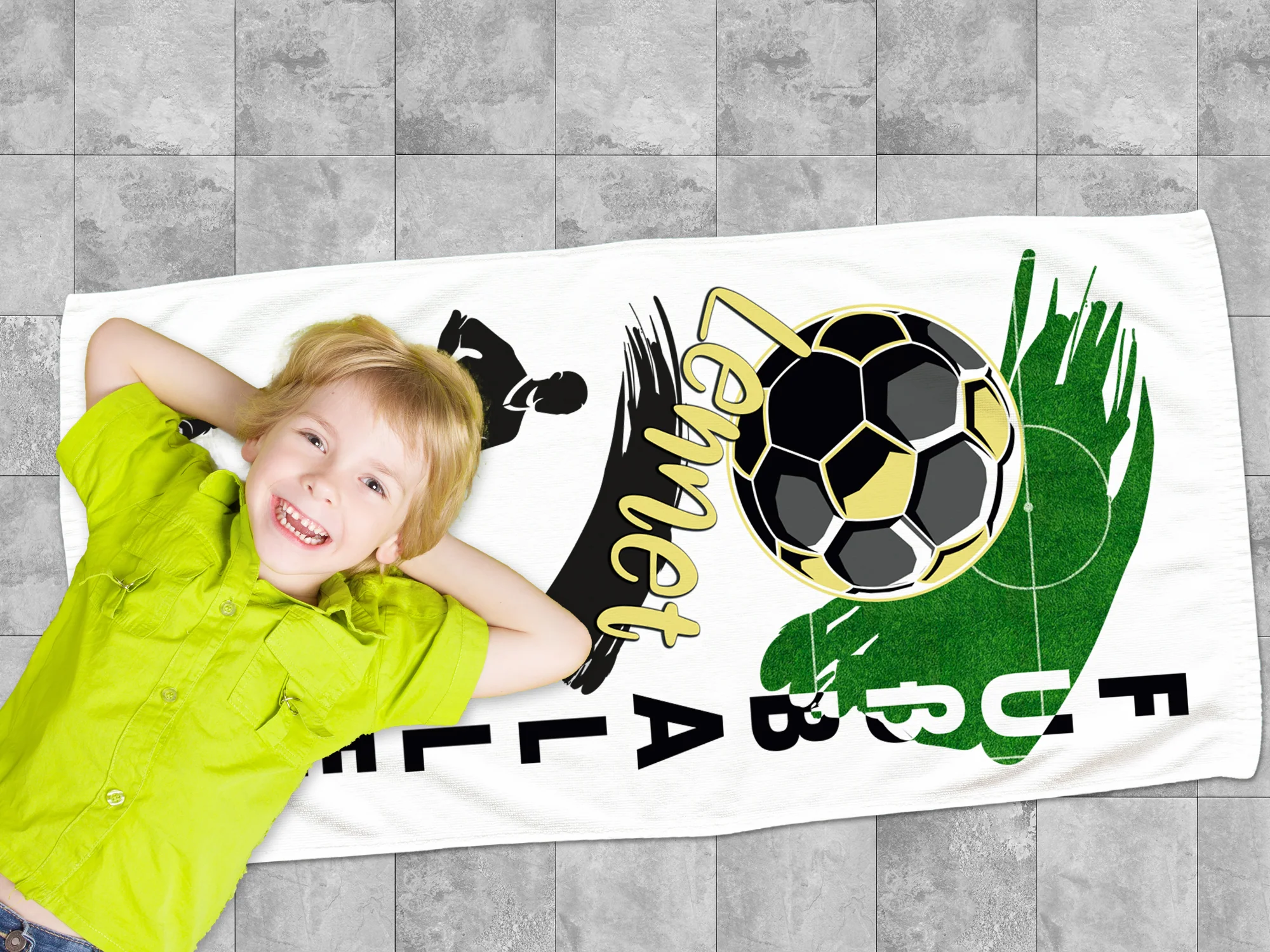 Handtuch Fußballer in grün - Image 3