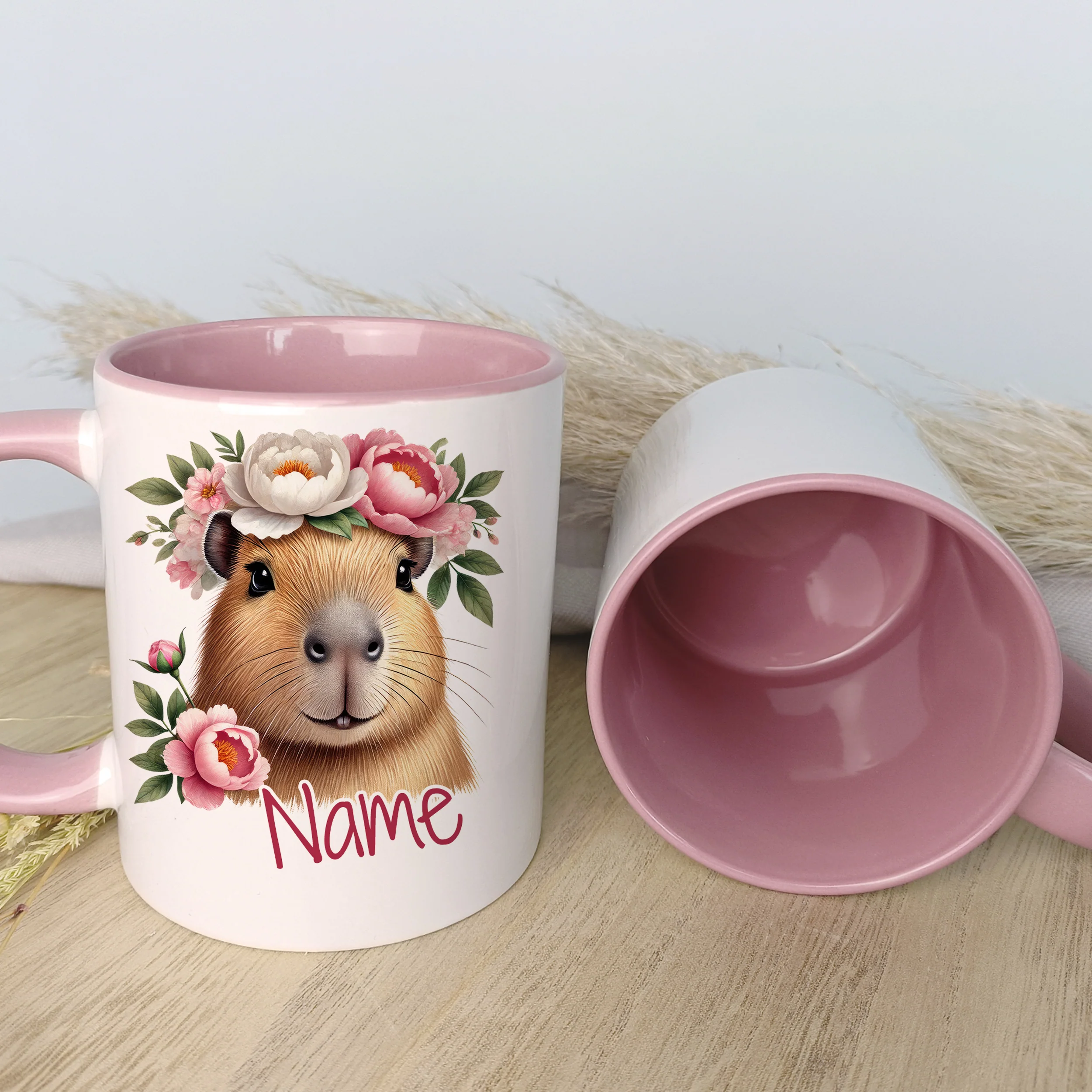 Personalisierte Tasse Capybara mit Blumen - Image 3