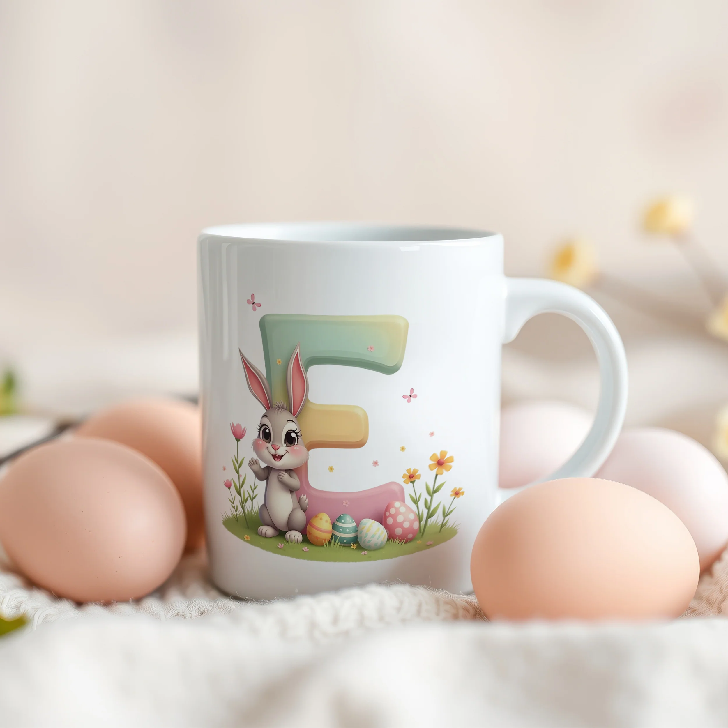 Tasse Hase mit Buchstaben E - Image 3