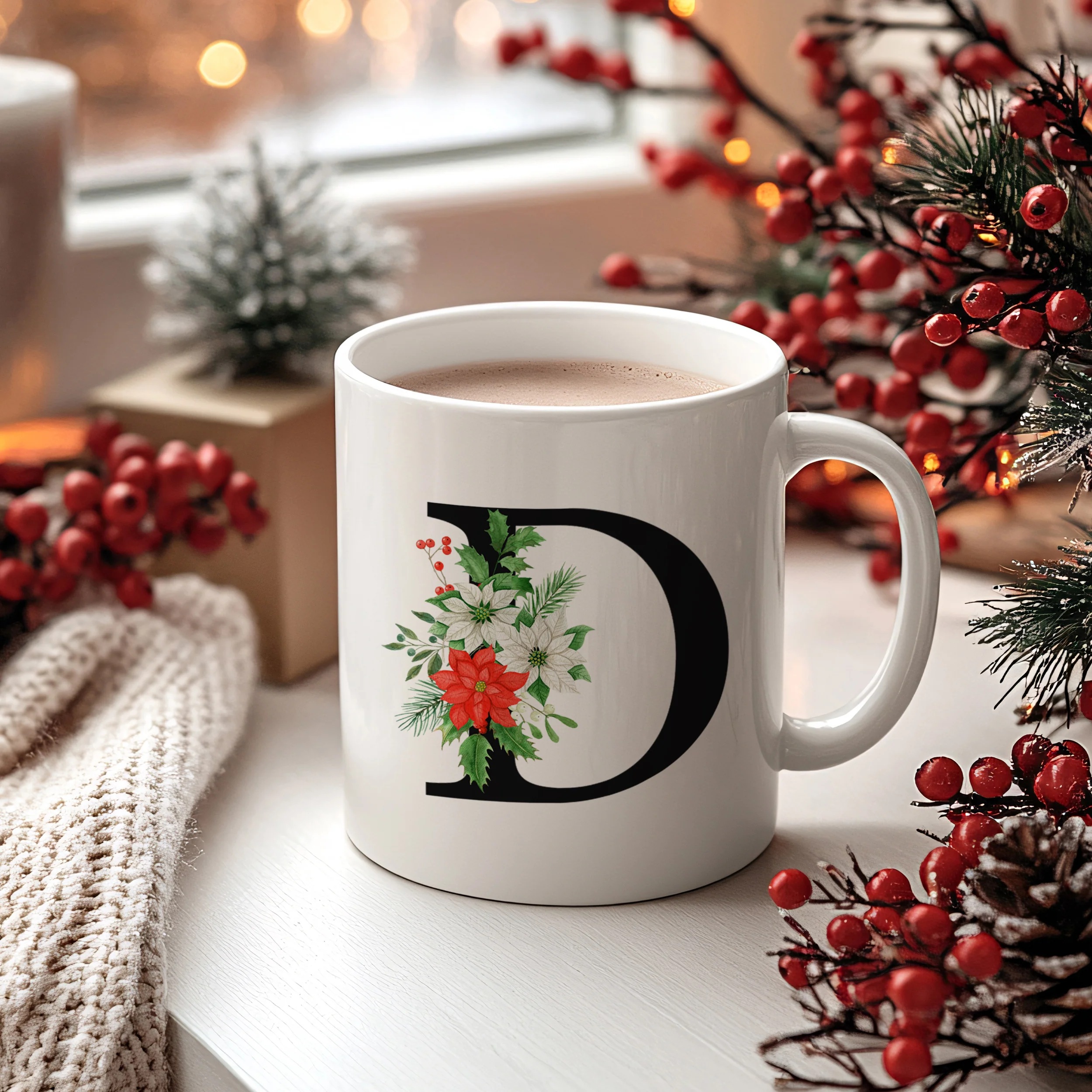 Tasse mit floralem D - Image 2