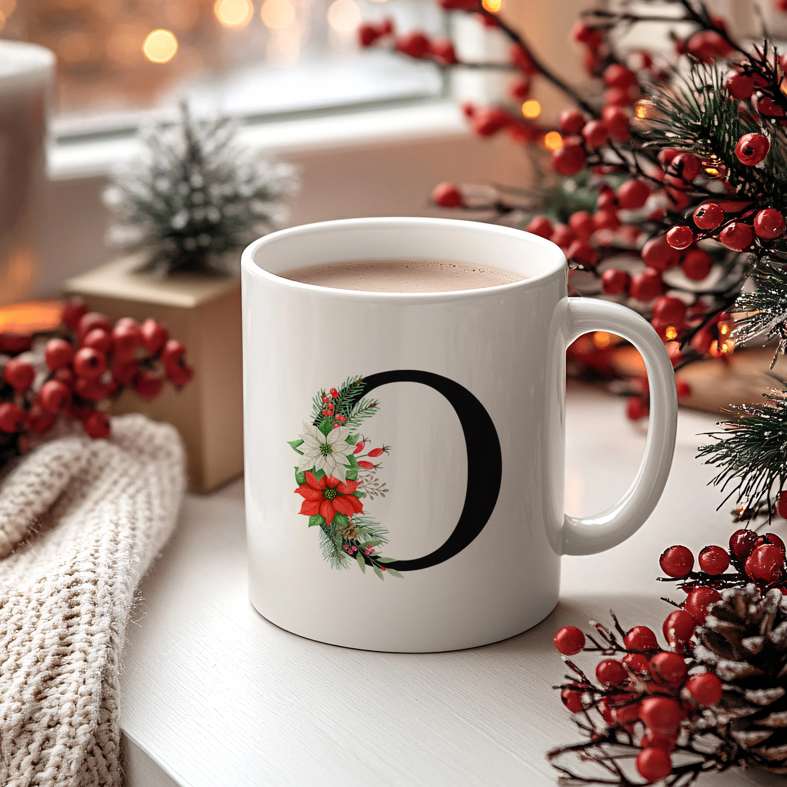 Tasse mit floralem O - Image 2
